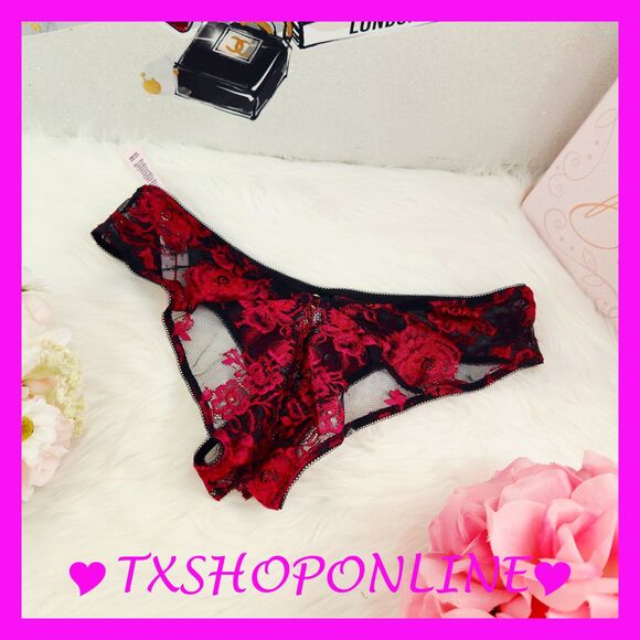 💗👙Victoria's Secret Very Sexy Cheeky Rose Lace Crotchless Knickers👙💗 - Picture 2 of 5